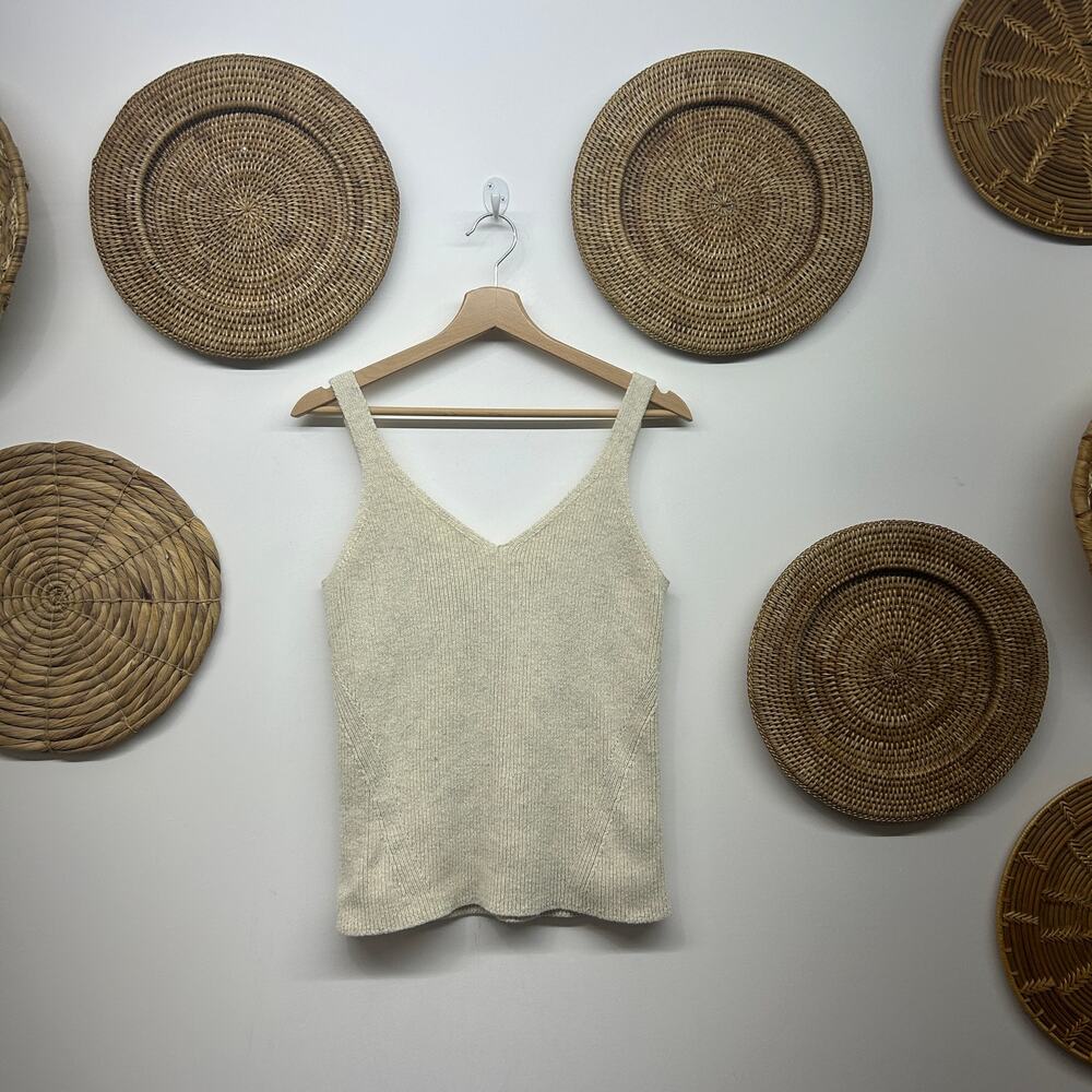 Old Navy Neutral Knit Tank Top MT Medium TALL Cream V-Neck Sleeveless